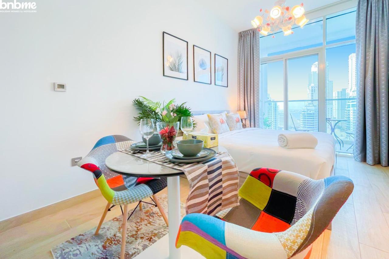 Bnbmehomes - Beautiful Lake View Studio Near Marina - 1504 Dubaj Kültér fotó