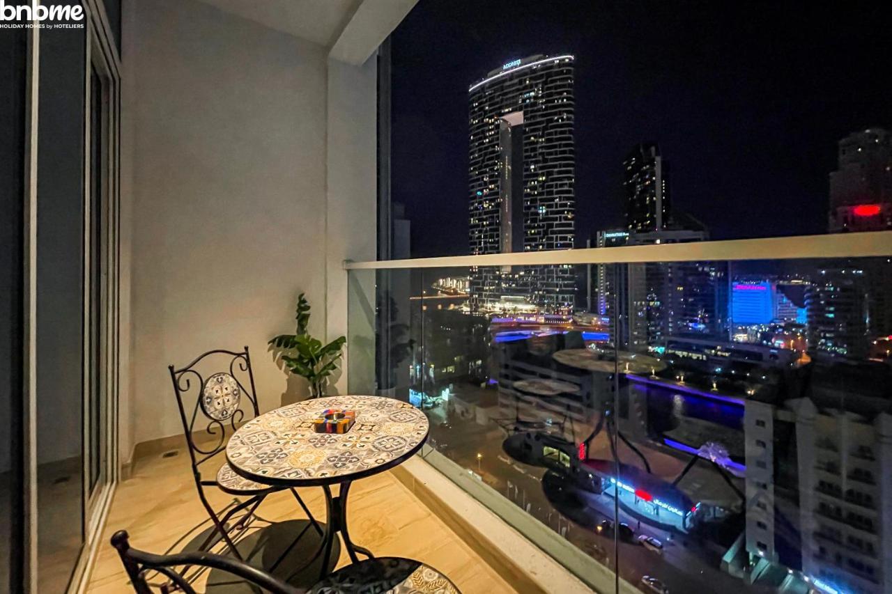 Bnbmehomes - Beautiful Lake View Studio Near Marina - 1504 Dubaj Kültér fotó
