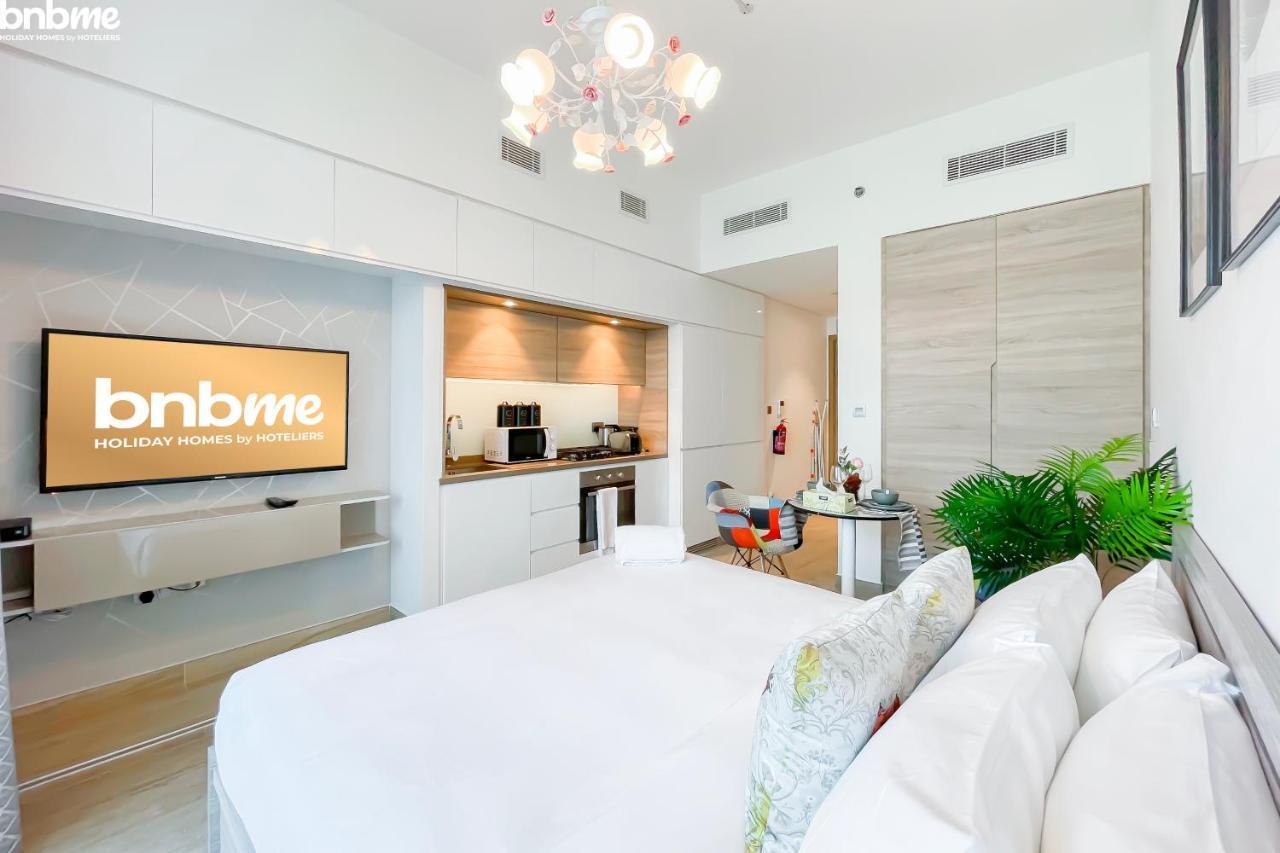 Bnbmehomes - Beautiful Lake View Studio Near Marina - 1504 Dubaj Kültér fotó